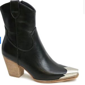 Western Cowgirl Boots